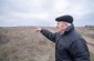 Mykola K., born in 1926, at the execution site n°1, where about 97 Jews were killed. ©Aleksey Kasyanov/Yahad-In Unum